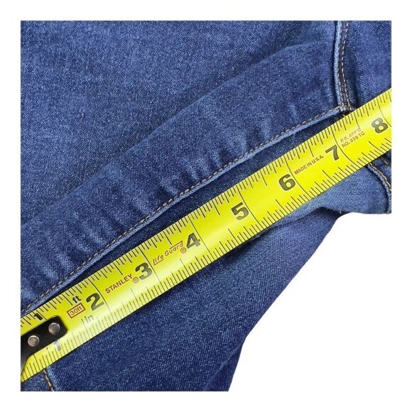 Michael Kors Women's Flat Front Mid-Rise Stretch Bermuda Denim Shorts Blue Sz 10 - Picture 4 of 9